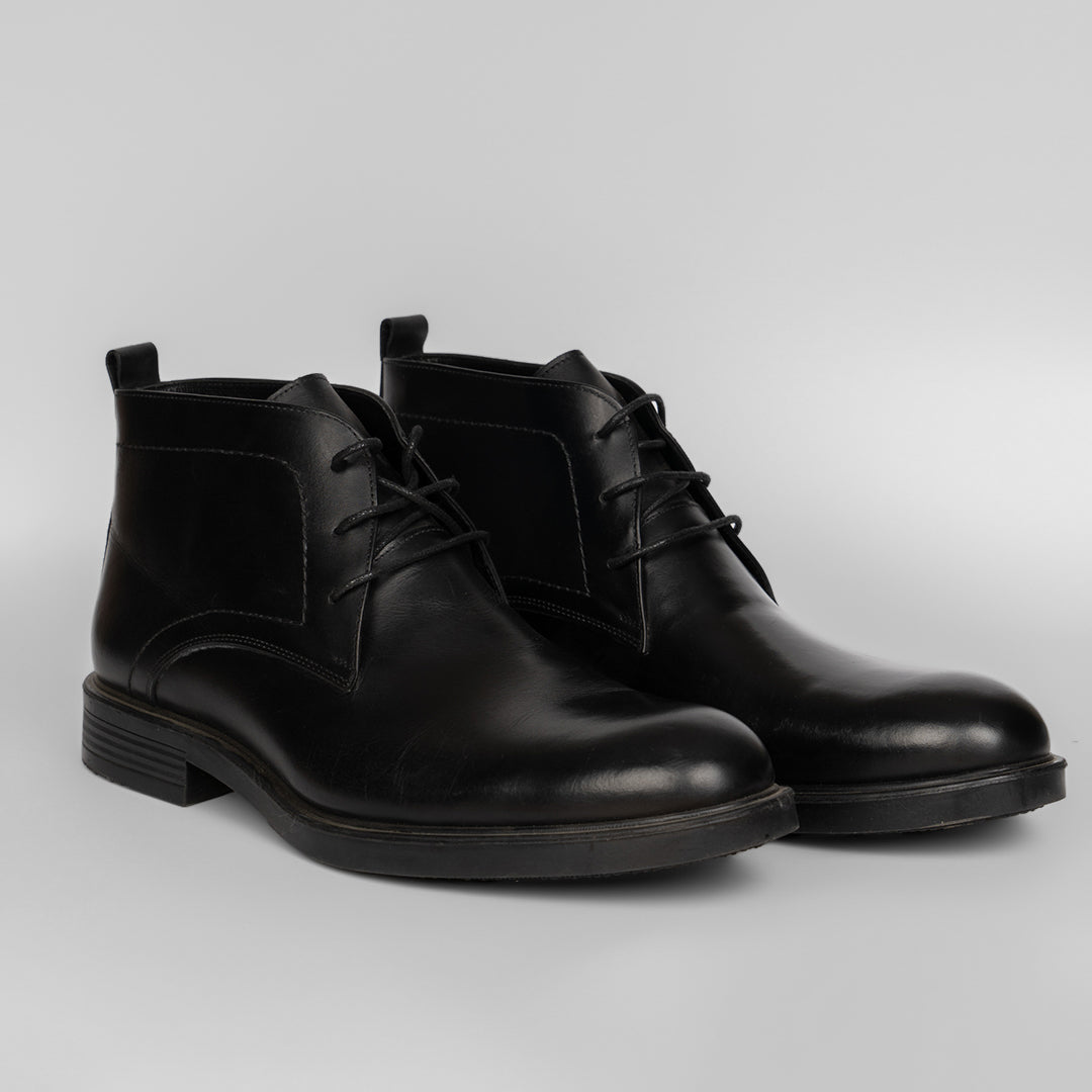 Laces leather Boot  Black