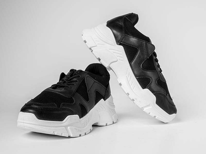 Chunky Sole Sneakers - B&W