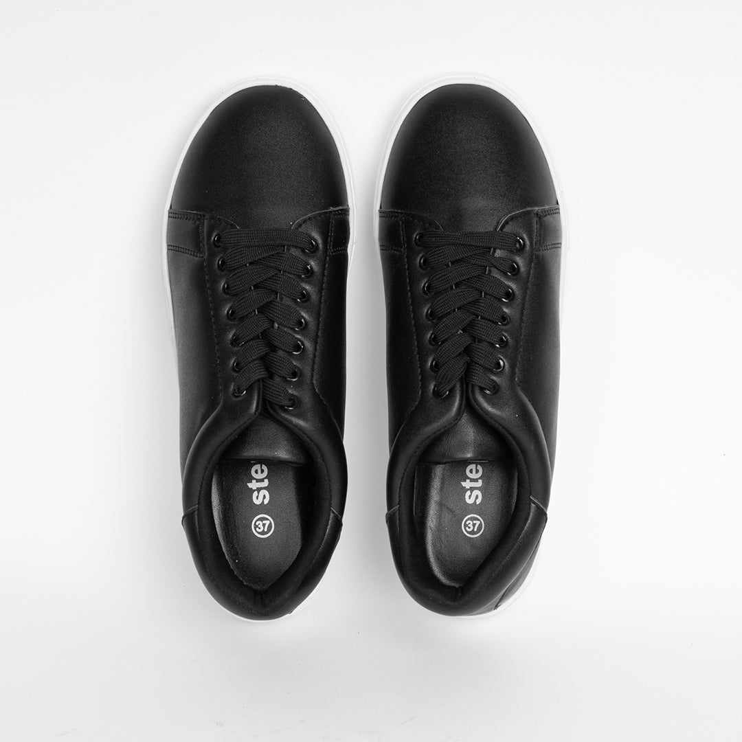 Casual Sneakers - Black