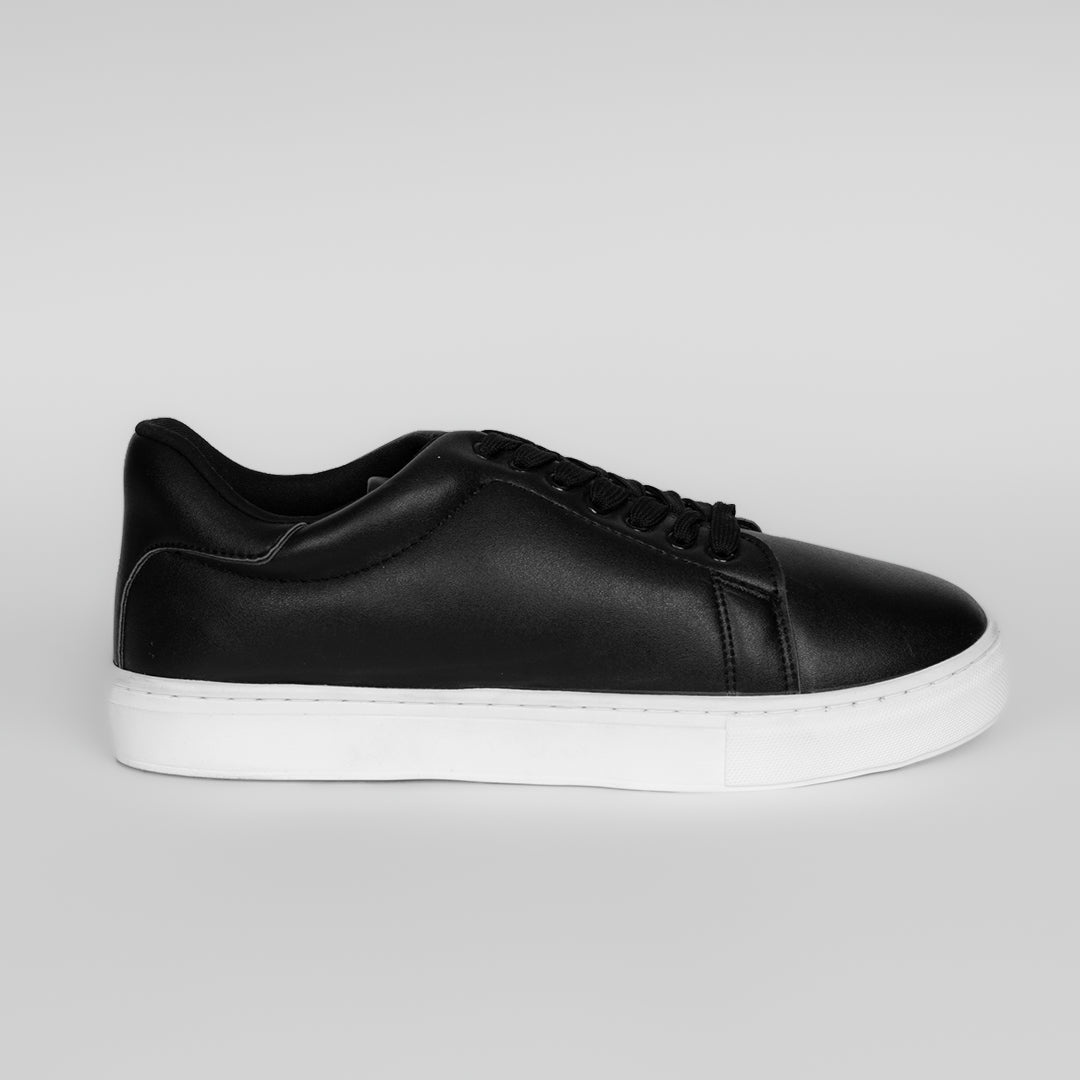 Casual Sneakers - Black